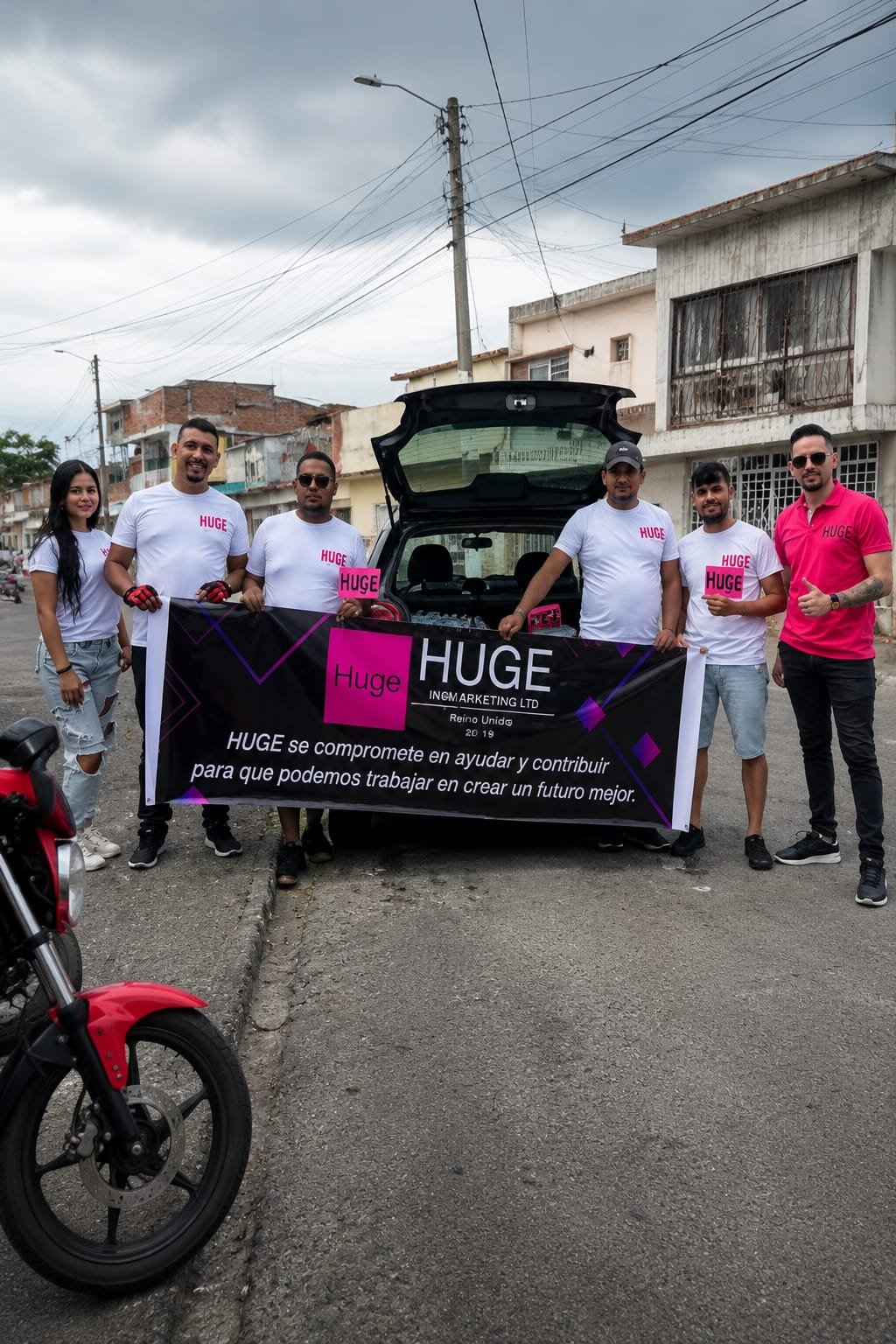 Huge — Obra Benéfica